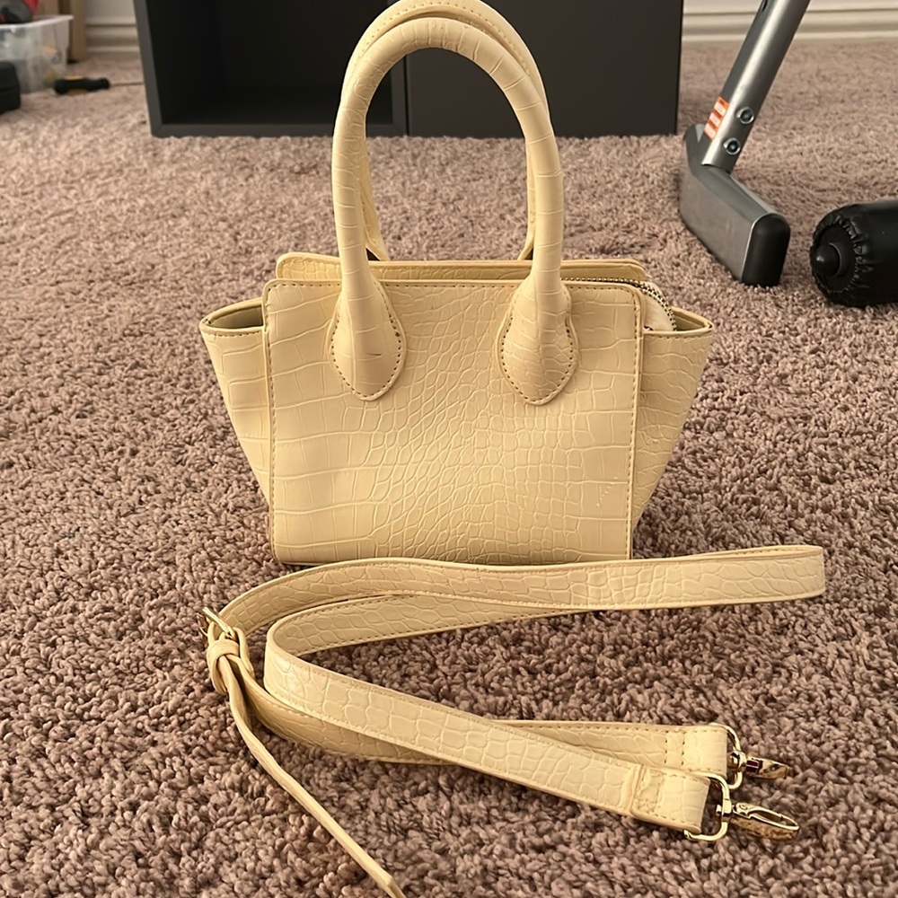 Handbag